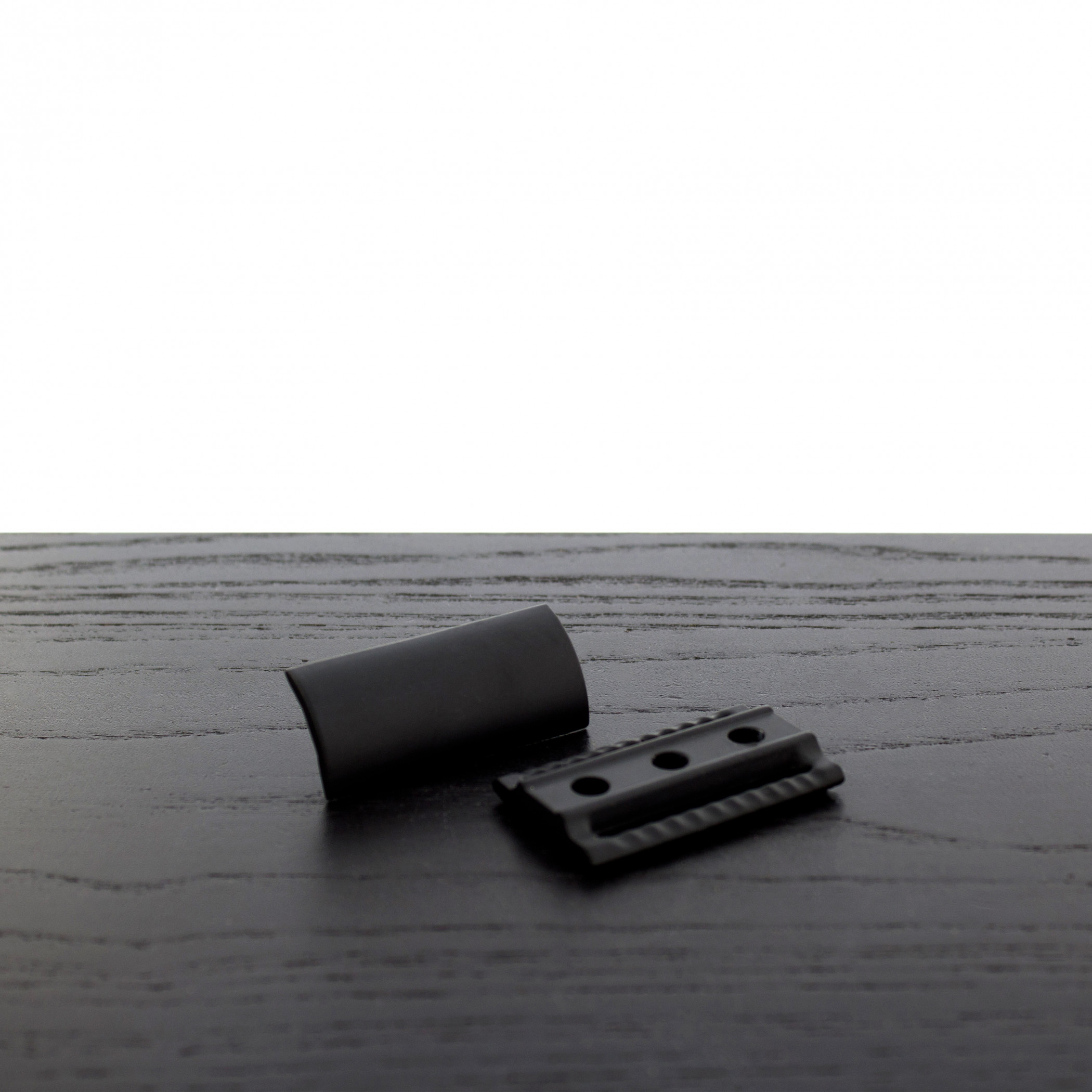 Product image 0 for WCS DE Razor Head, Closed Comb, Black